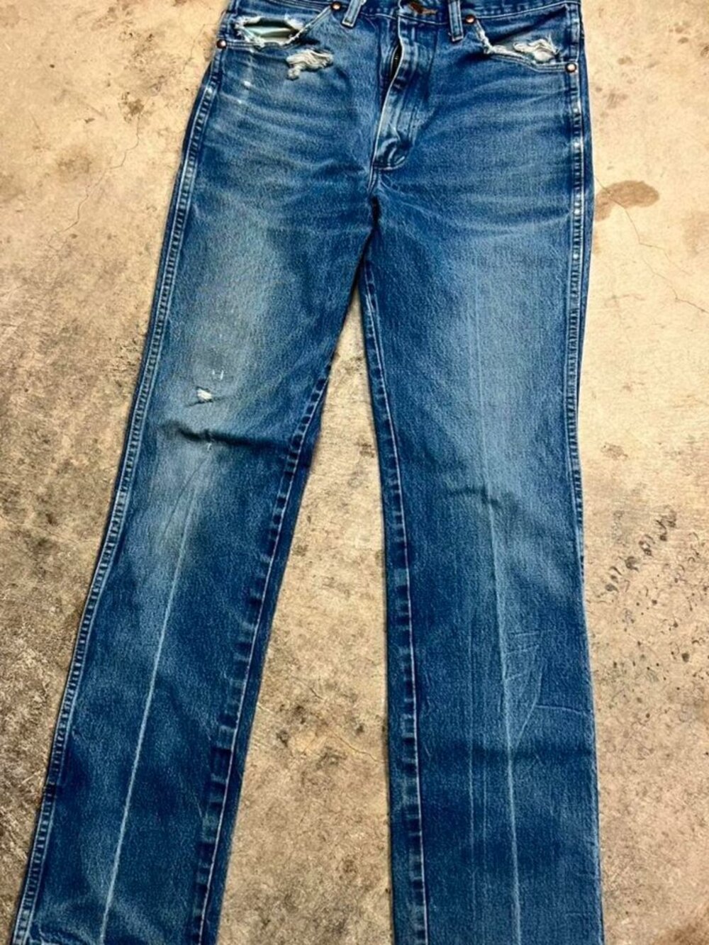 Vintage Medium Wash Denim Jeans Men's Size 33